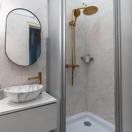 Cozy Boulevard In The Heart Of דירה *