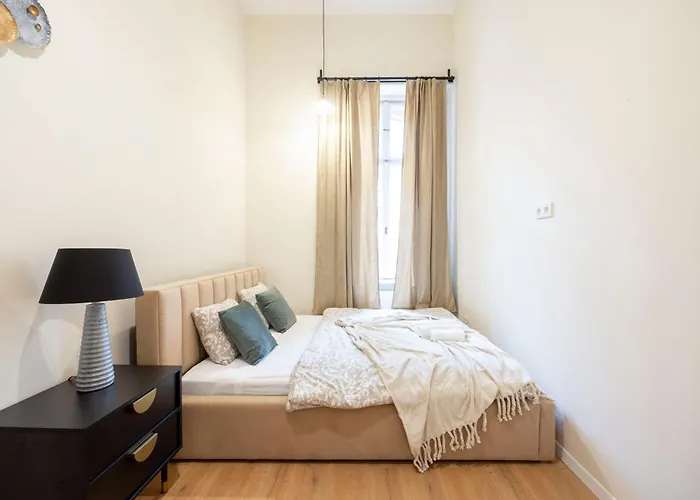 Cozy Boulevard In The Heart Of Appartement